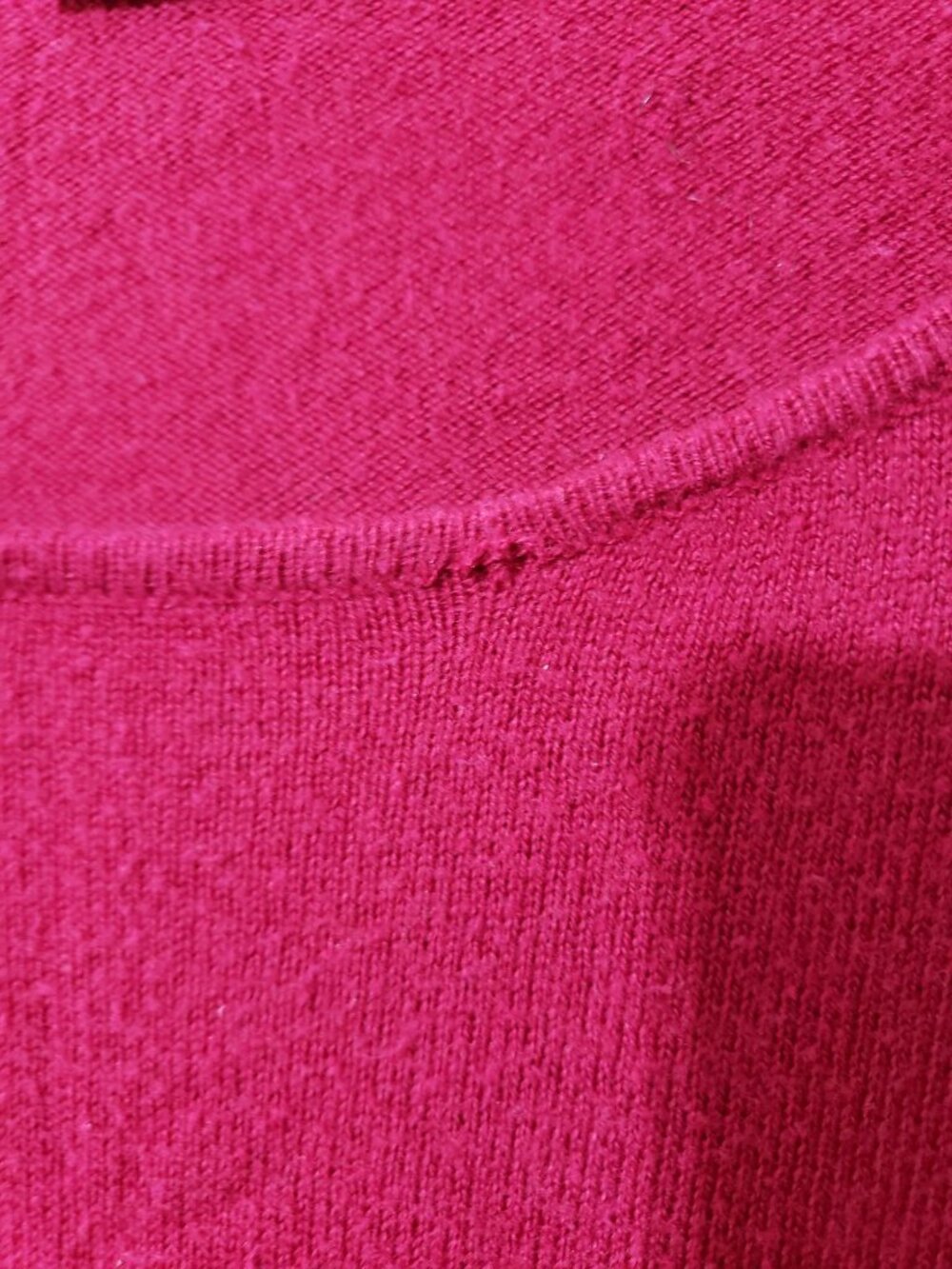 August Silk burgundy, long sleeve, lightweight, fuzzy sweater, size XL - Picture 3 of 7
